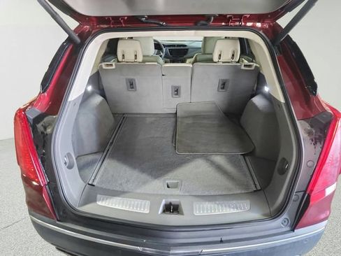 Used 2017 Cadillac XT5 Luxury FWD image 28