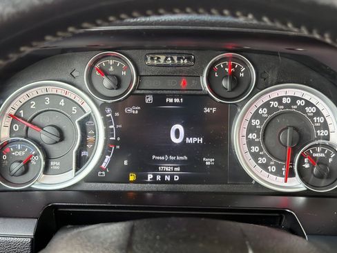 Used 2015 RAM 3500 Laramie image 22