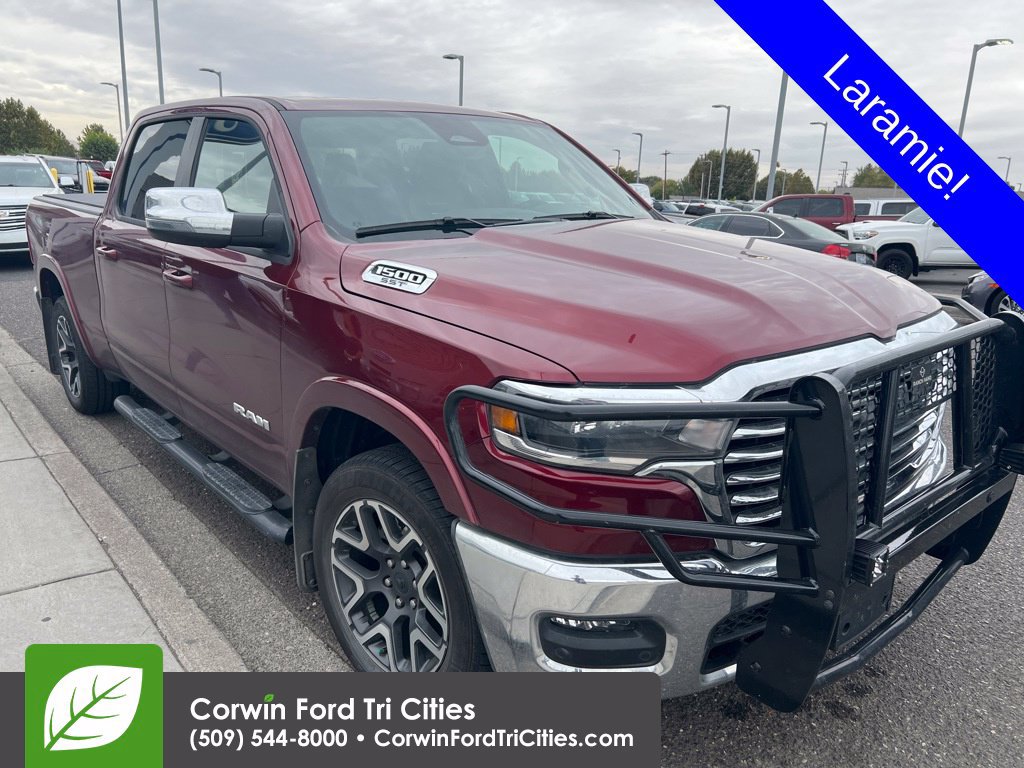Used 2025 RAM 1500 Laramie AWD/4WD image 1