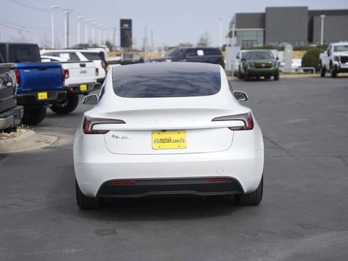 Used 2024 Tesla Model 3 Standard Range image 7