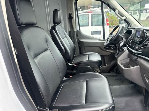 Used 2024 Ford Transit 250 148 Medium Roof RWD image 17