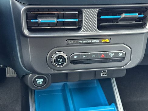 New 2026 Ford Maverick XLT image 18