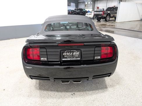 Used 2006 Ford Mustang GT Premium RWD image 4