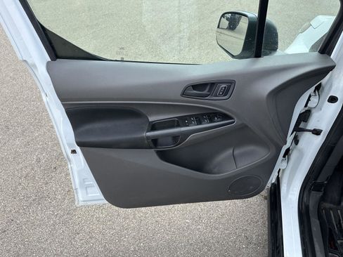 Used 2020 Ford Transit Connect XL FWD image 17