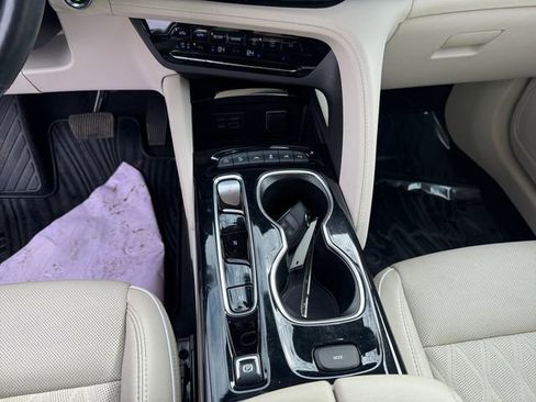 Used 2023 Buick Envision Avenir image 15