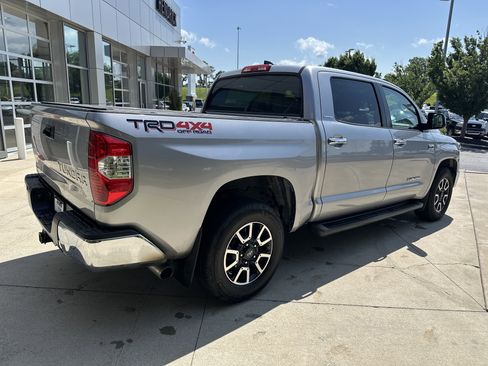 Used 2020 Toyota Tundra Limited AWD/4WD image 6