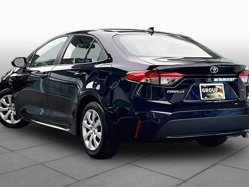 Used 2022 Toyota Corolla LE FWD image 12