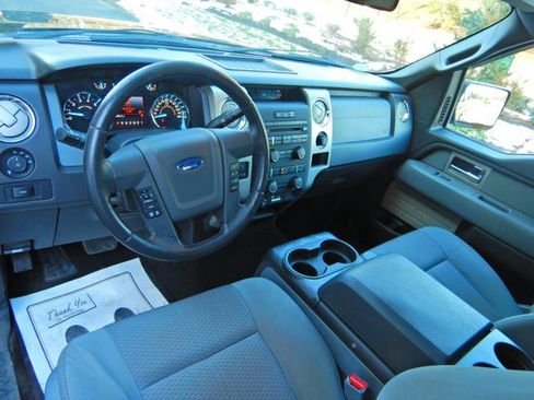 Used 2011 Ford F150 XLT w/ XLT Chrome Pkg image 2