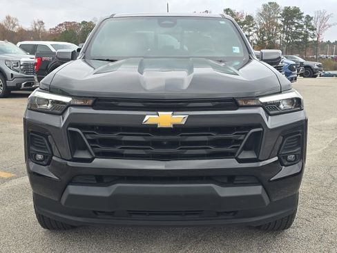 Used 2024 Chevrolet Colorado LT w/ LT Convenience Package III image 8