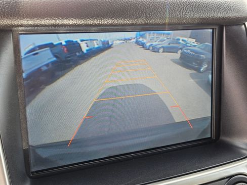 Used 2015 Chevrolet Suburban LT AWD/4WD image 23