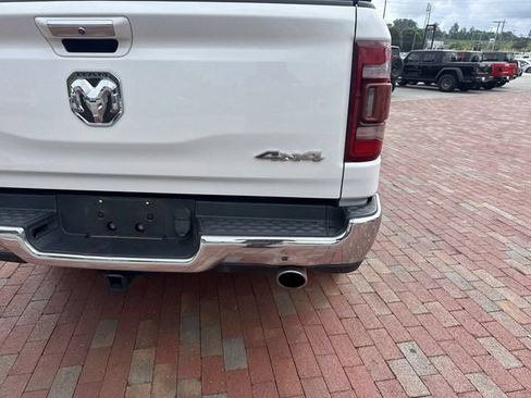 Used 2019 RAM 1500 Laramie AWD/4WD image 12