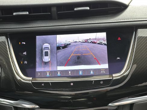 Used 2020 Cadillac XT6 Sport image 21