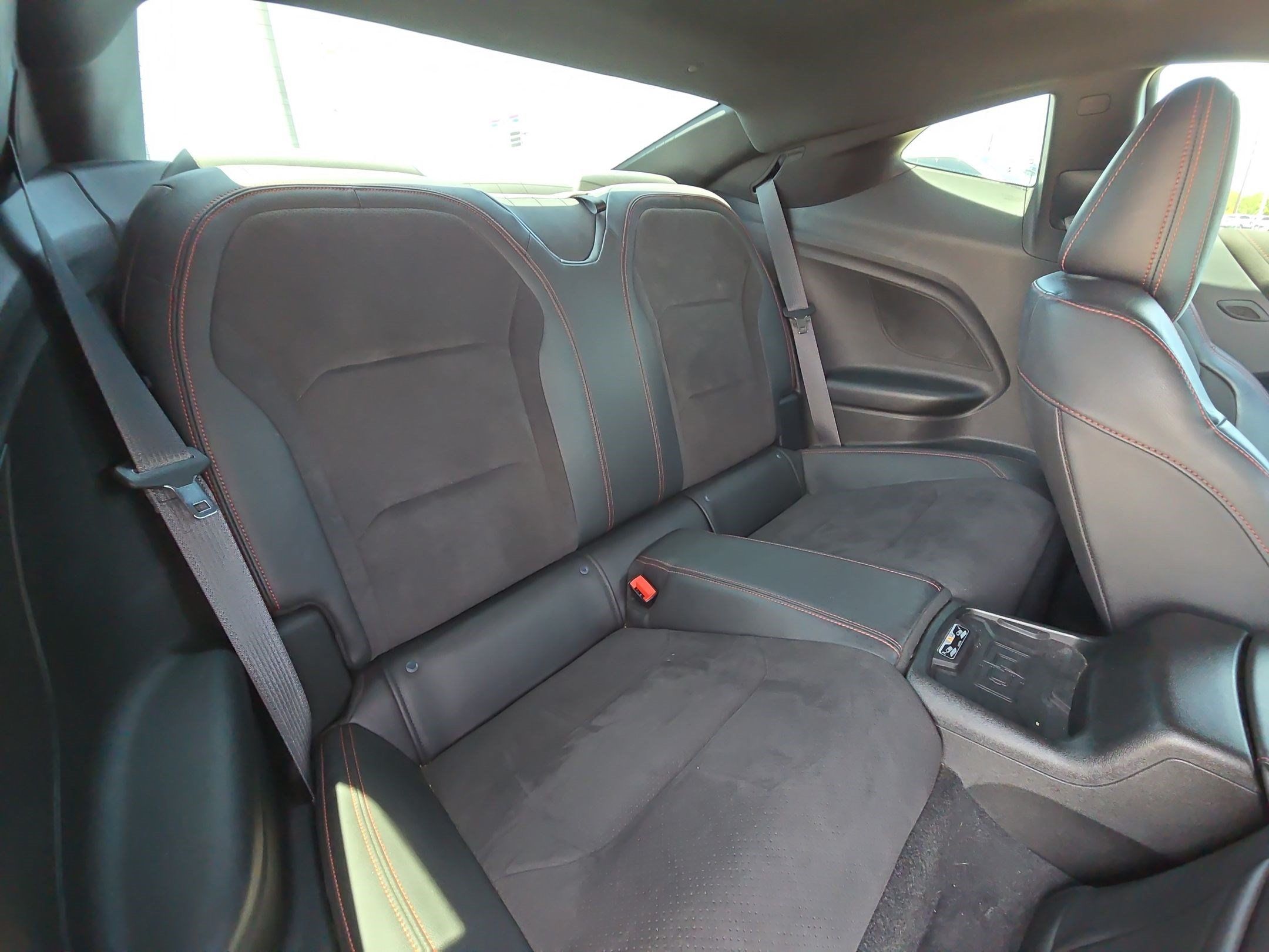 Used 2022 Chevrolet Camaro ZL1 RWD image 28