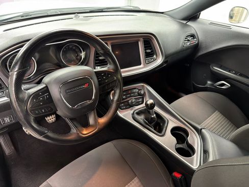 Used 2021 Dodge Challenger R/T Scat Pack RWD image 28