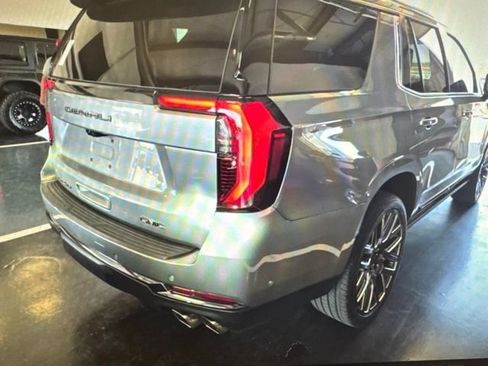 Used 2026 GMC Yukon Denali Ultimate AWD/4WD image 3