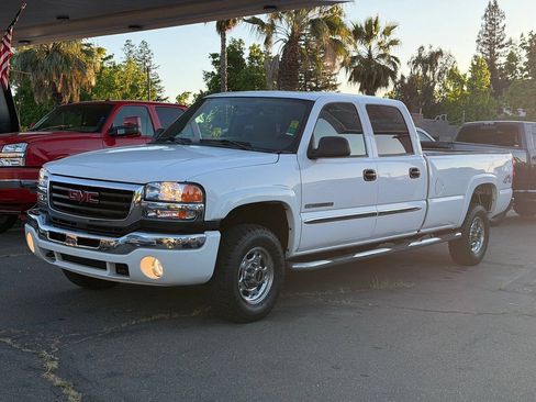 Used 2004 GMC Sierra 2500 SLE AWD/4WD image 5