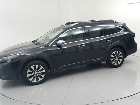Certified 2023 Subaru Outback Touring XT image 5