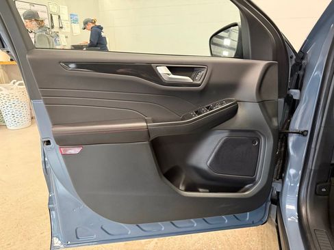 New 2026 Ford Escape ST-Line w/ Tech Pack #1 AWD/4WD image 25