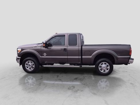 Used 2015 Ford F350 XLT w/ XLT Premium Package AWD/4WD image 5