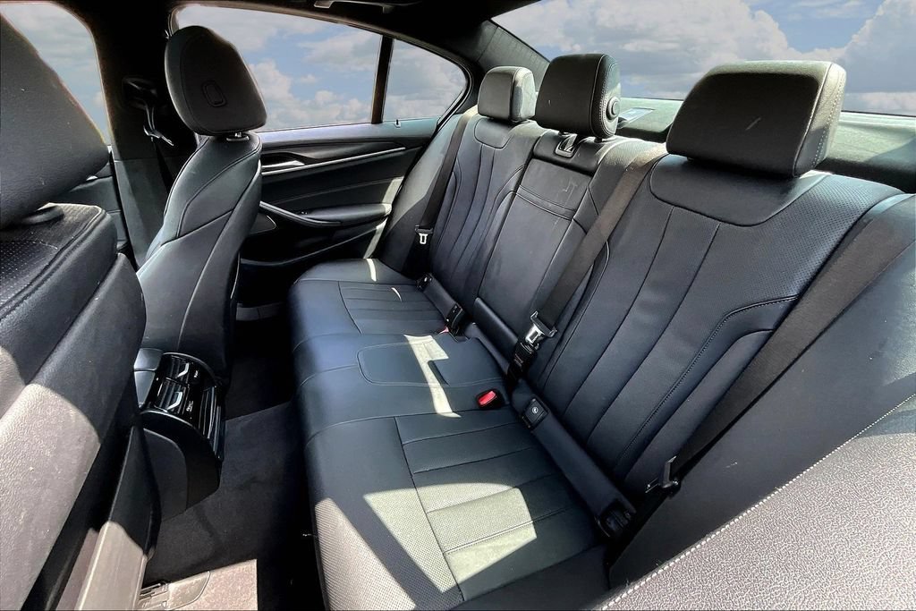 Used 2023 BMW 530i w/ M Sport Package RWD image 22