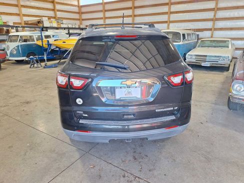 Used 2013 Chevrolet Traverse LT image 7