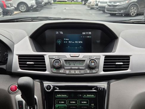 Used 2014 Honda Odyssey EX-L image 24