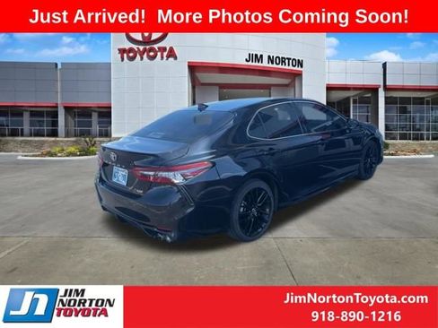 Used 2021 Toyota Camry XSE image 6