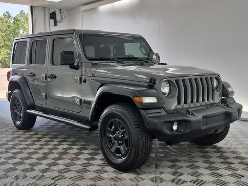 Used 2021 Jeep Wrangler Unlimited Sport AWD/4WD image 7