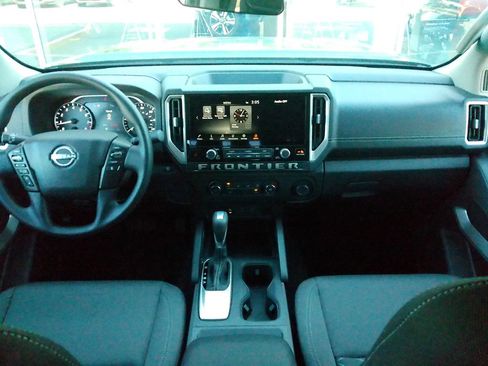 New 2026 Nissan Frontier SV w/ Tow Package image 23
