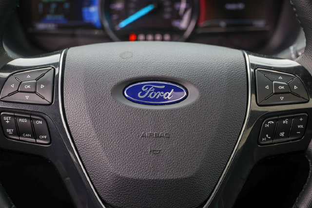 Used 2019 Ford Explorer Limited AWD/4WD image 10