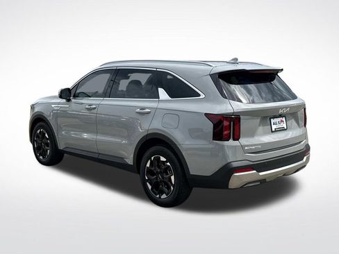Used 2025 Kia Sorento S w/ Panoramic Sunroof Package FWD image 7