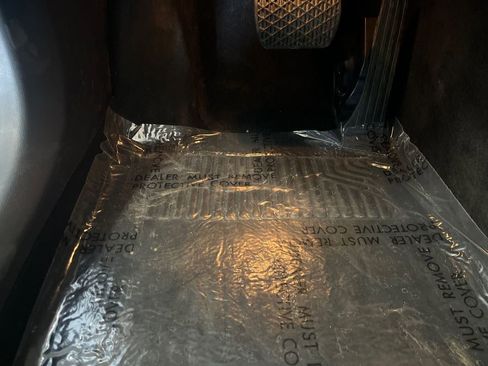 Used 2019 Mercedes-Benz C 300 4MATIC Sedan image 21