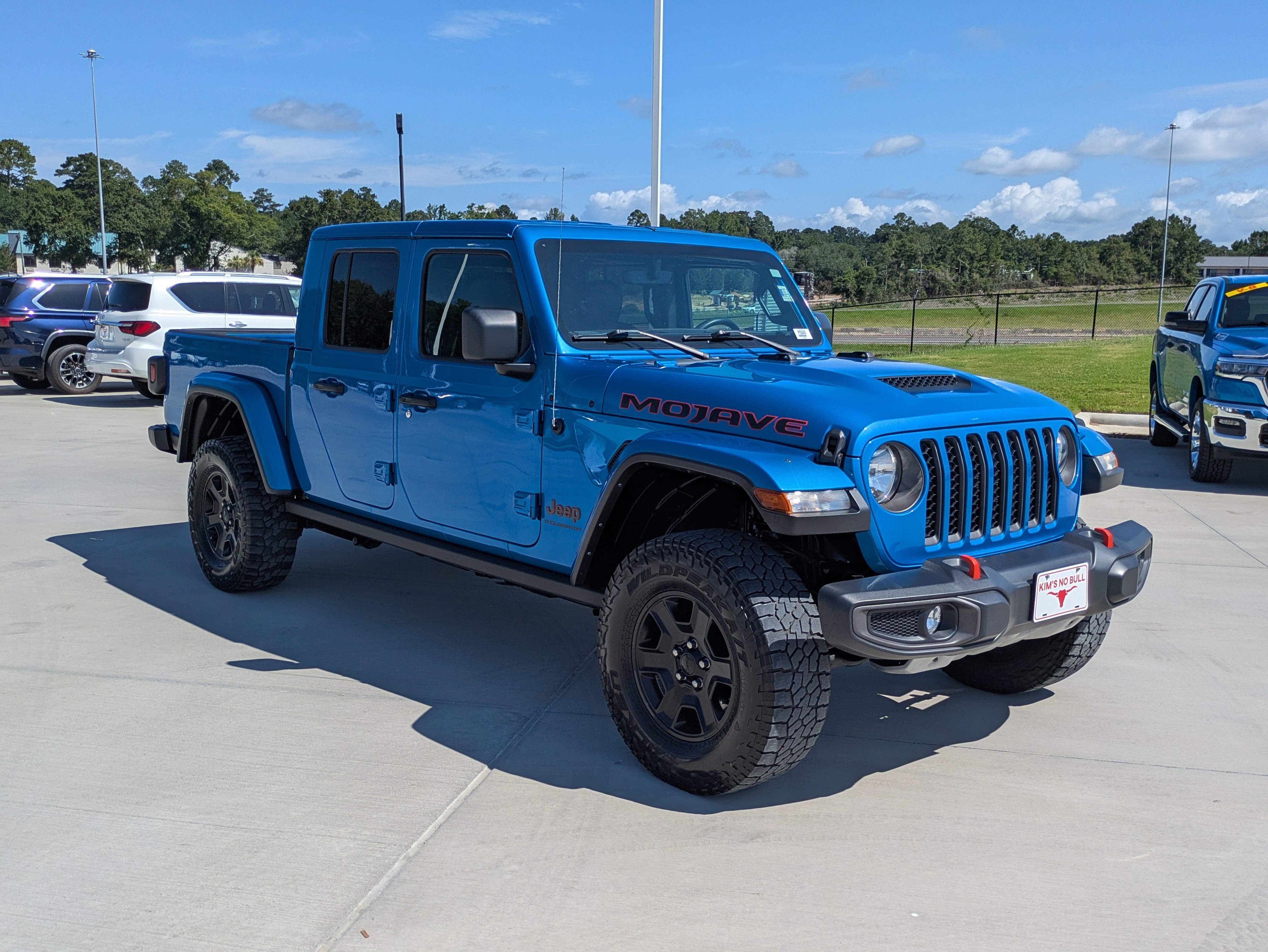 Used 2023 Jeep Gladiator Mojave w/ Trailer Tow Package AWD/4WD image 8