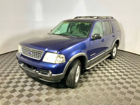 Used 2005 Ford Explorer XLT AWD/4WD image 6