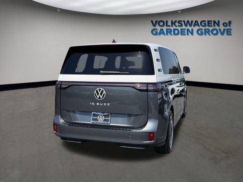 New 2025 Volkswagen ID. Buzz Pro S image 11