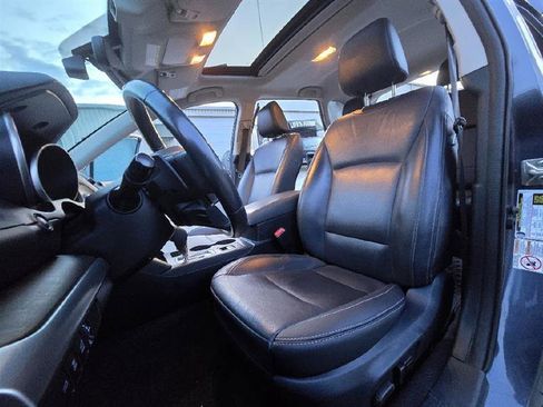 Used 2017 Subaru Outback 3.6R Limited image 19