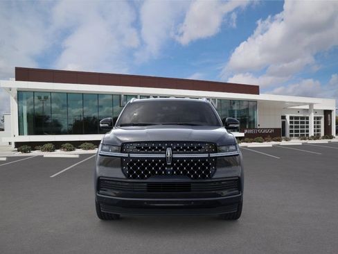 New 2025 Lincoln Navigator Black Label image 6
