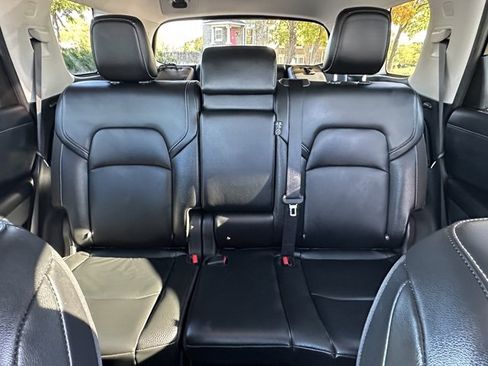 Certified 2023 Nissan Pathfinder SL w/ Lighting Package (N92) image 25