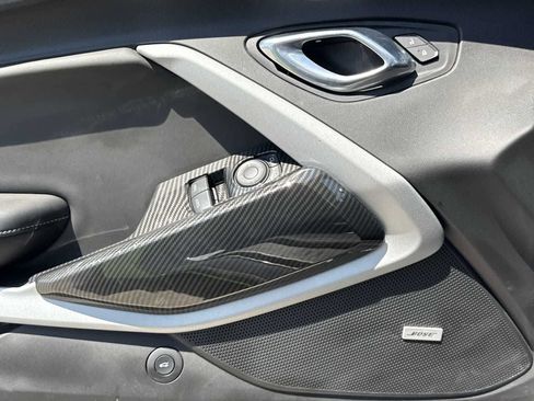 Used 2021 Chevrolet Camaro LT w/ RS Package image 20