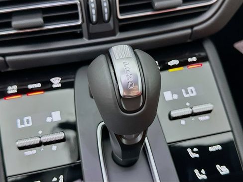 New 2026 Porsche Macan AWD/4WD image 19