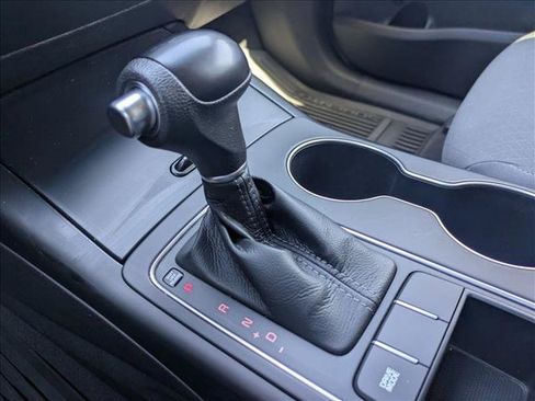 Used 2018 Kia Sorento L FWD image 12