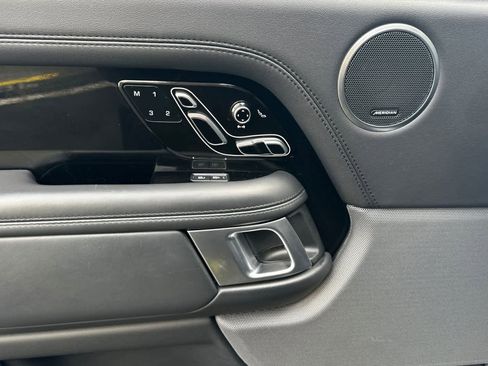 Used 2021 Land Rover Range Rover P525 Westminster Edition image 10