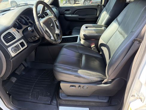 Used 2007 Chevrolet Avalanche LT w/ LT Preferred Equipment Group RWD image 10