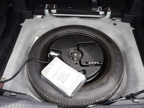 Used 2024 Nissan Rogue SV FWD image 22