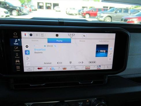 New 2026 Jeep Gladiator Sport AWD/4WD image 24