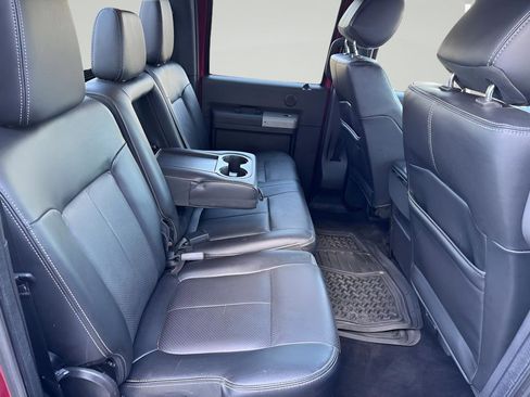 Used 2015 Ford F250 Lariat image 28