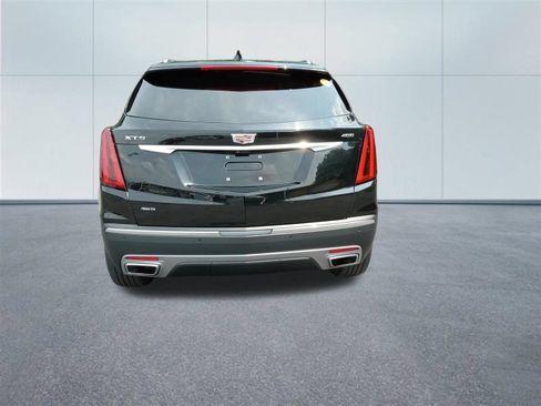 Used 2024 Cadillac XT5 Premium Luxury w/ Technology Package AWD/4WD image 4