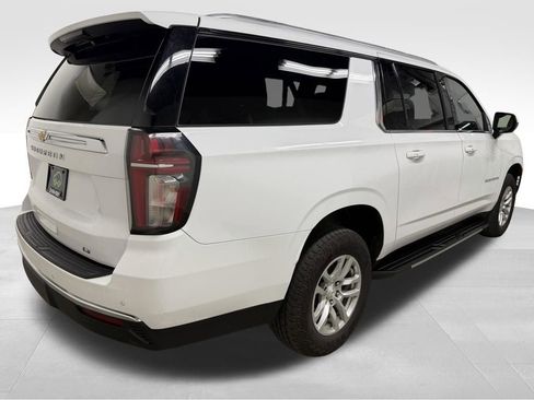 Certified 2023 Chevrolet Suburban LT AWD/4WD image 10