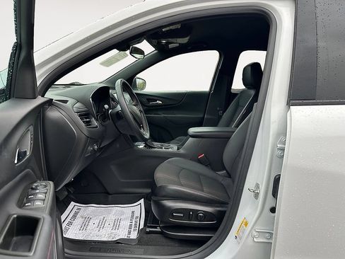 Used 2024 Chevrolet Equinox RS FWD image 9