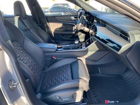Used 2023 Audi RS 7 Sportback w/ Black Optic Package image 36